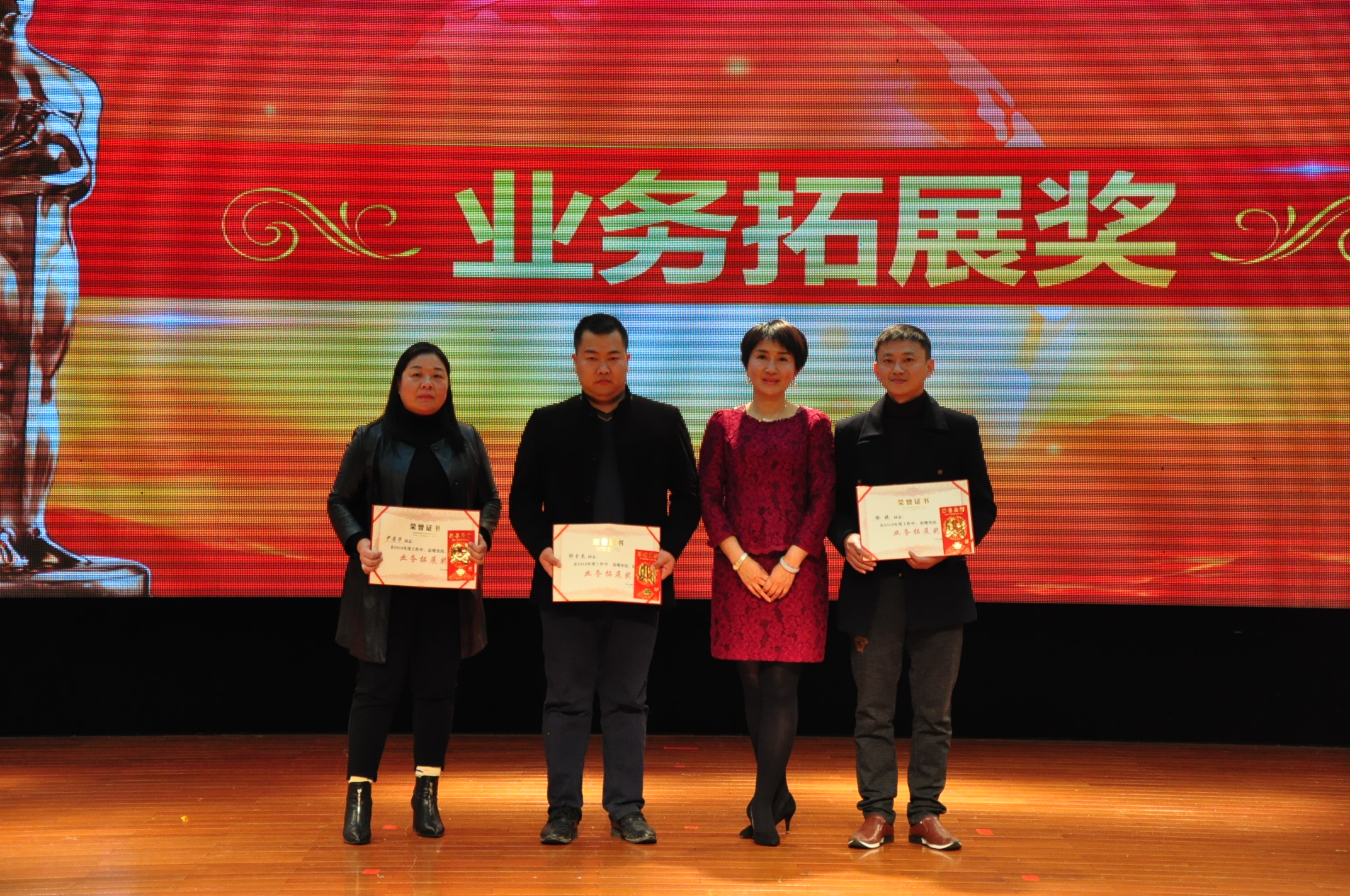 長(cháng)沙清潔,長(cháng)沙清潔服務(wù),長(cháng)沙專(zhuān)業(yè)清潔,長(cháng)沙清潔公司,湖南專(zhuān)業(yè)清潔,長(cháng)沙保潔公司,長(cháng)沙專(zhuān)業(yè)保潔,長(cháng)沙物業(yè)保潔
